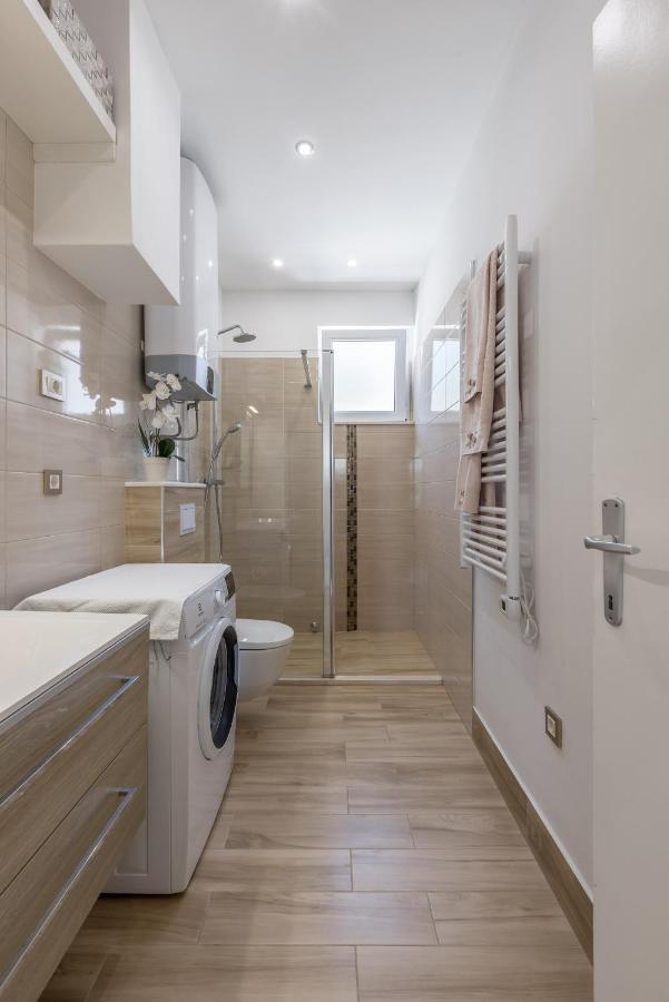 Villa Katess With Heated Pool Split Dış mekan fotoğraf