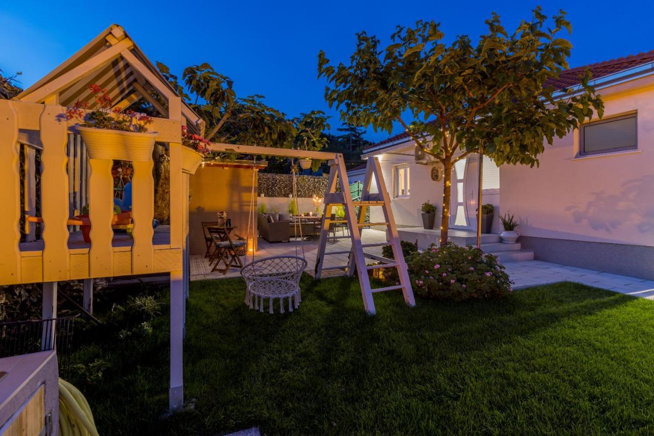 Villa Katess With Heated Pool Split Dış mekan fotoğraf